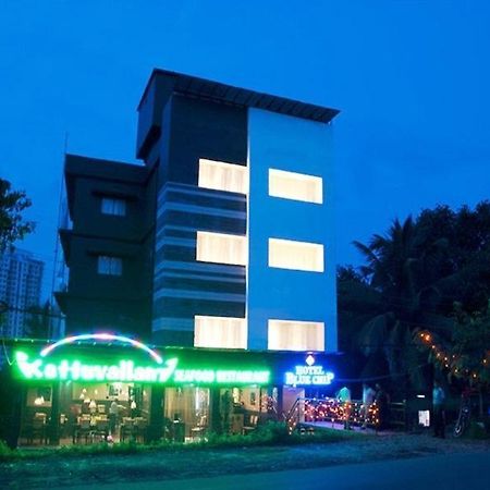 Hotel Blue Chip Kochi Exterior foto